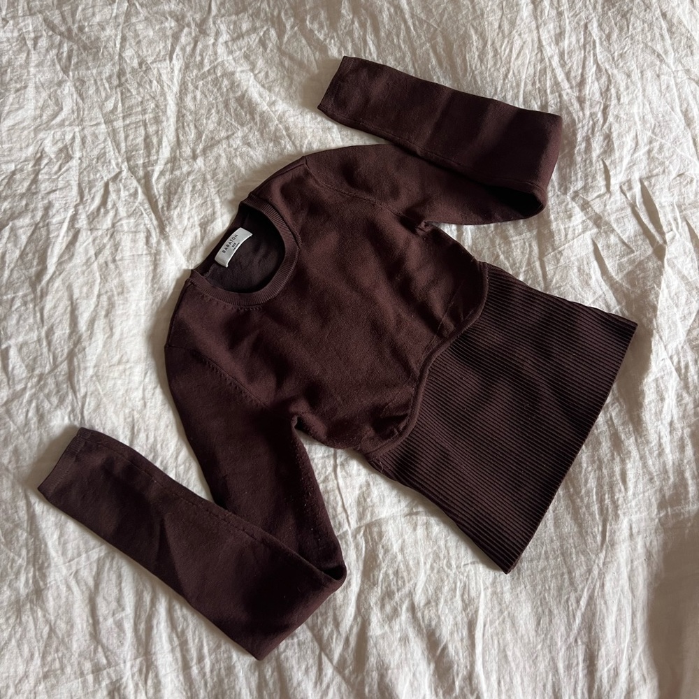 Aritzia Babaton Sculpt Knit Empire Longsleeve sweater